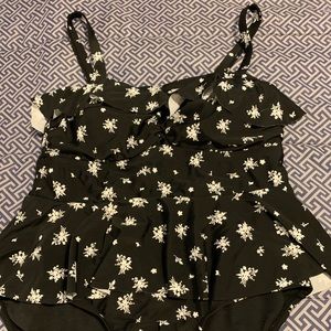 Terra & sky | Sz 14W - 1 piece floral bathing suit
